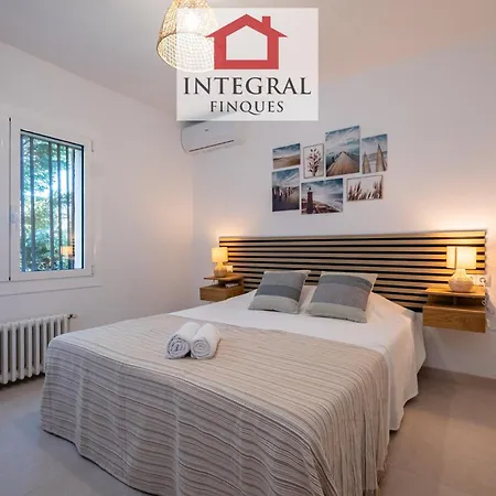 Casa Ses Salines Holiday home Vall-Llobrega